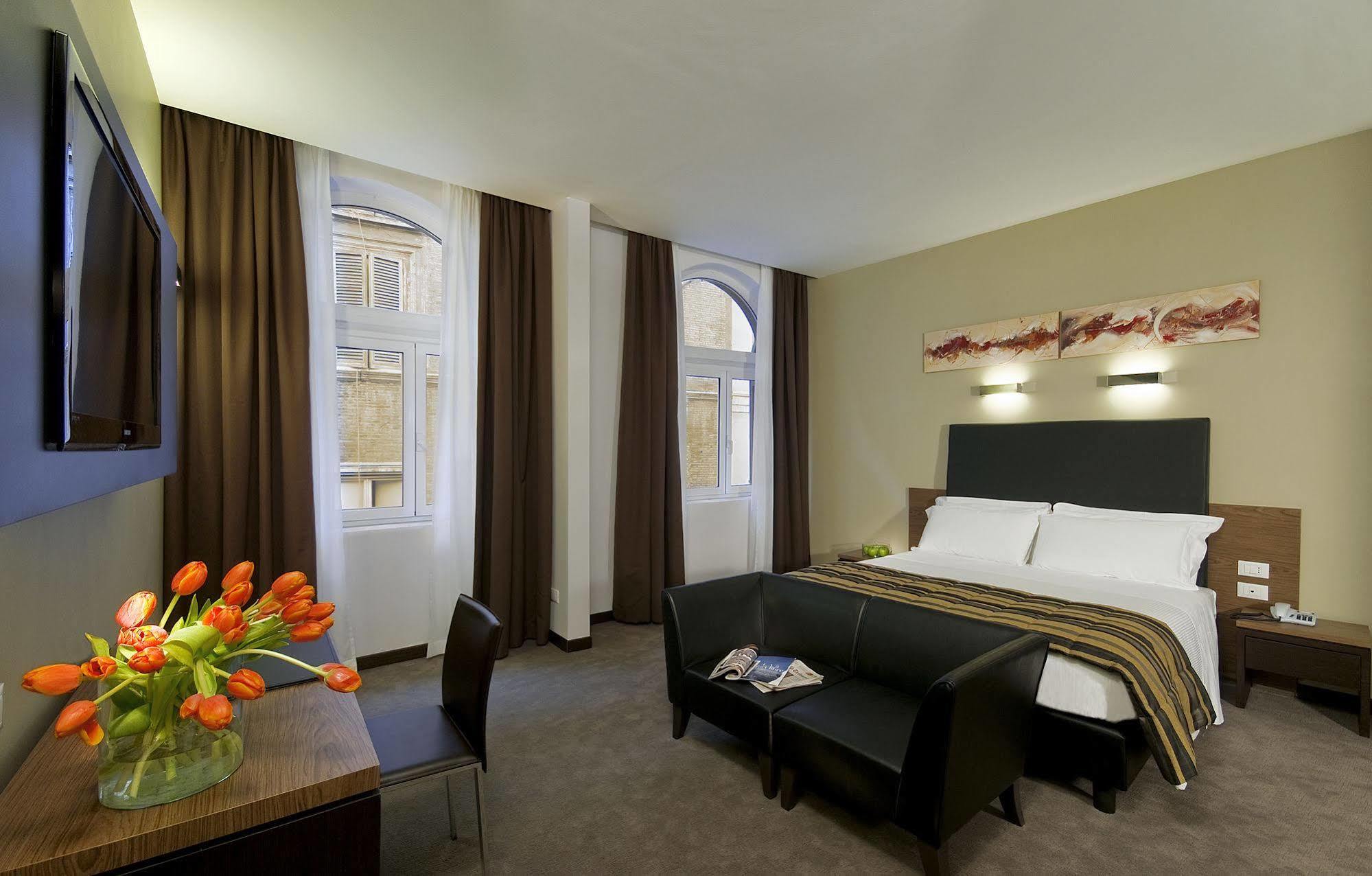 Hotel Rinascimento - Gruppo Trevi Hotels Ρώμη Δωμάτιο φωτογραφία